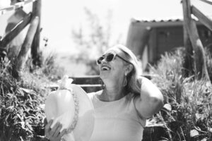 Woman feeling free from anxiety after a brainspotting intensive near me.