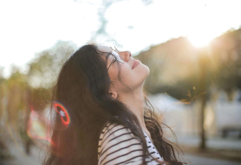 Profile of a person gazing in to the sky as they contemplate starting individual counseling okc.